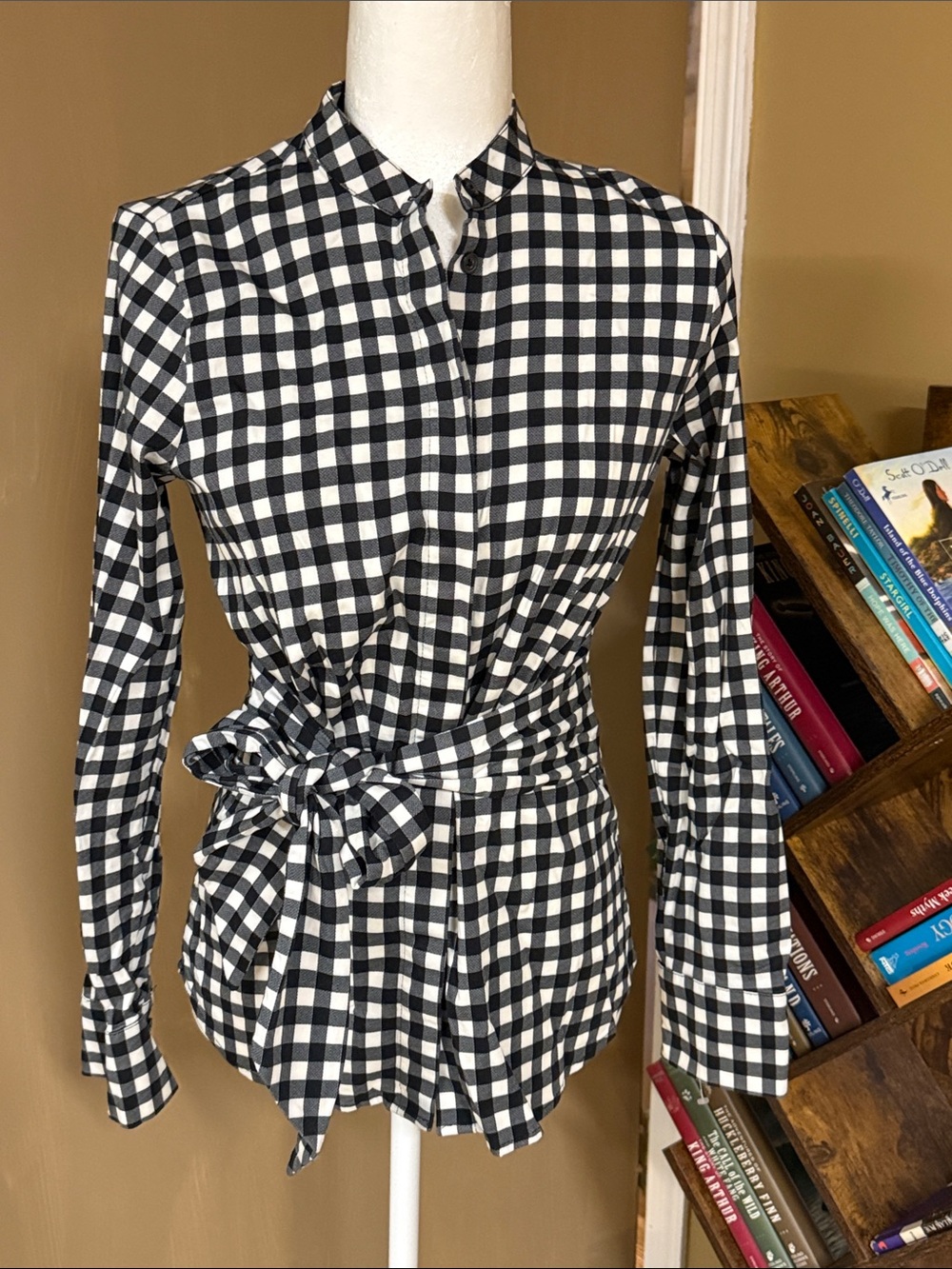 Elie Tahari Black & White Gingham Tie-Waist Button-Down Top